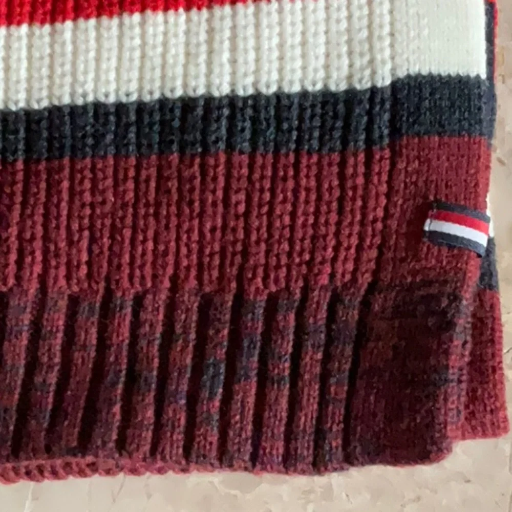 TOMMY HILFIGER New With Tags Striped Scarf